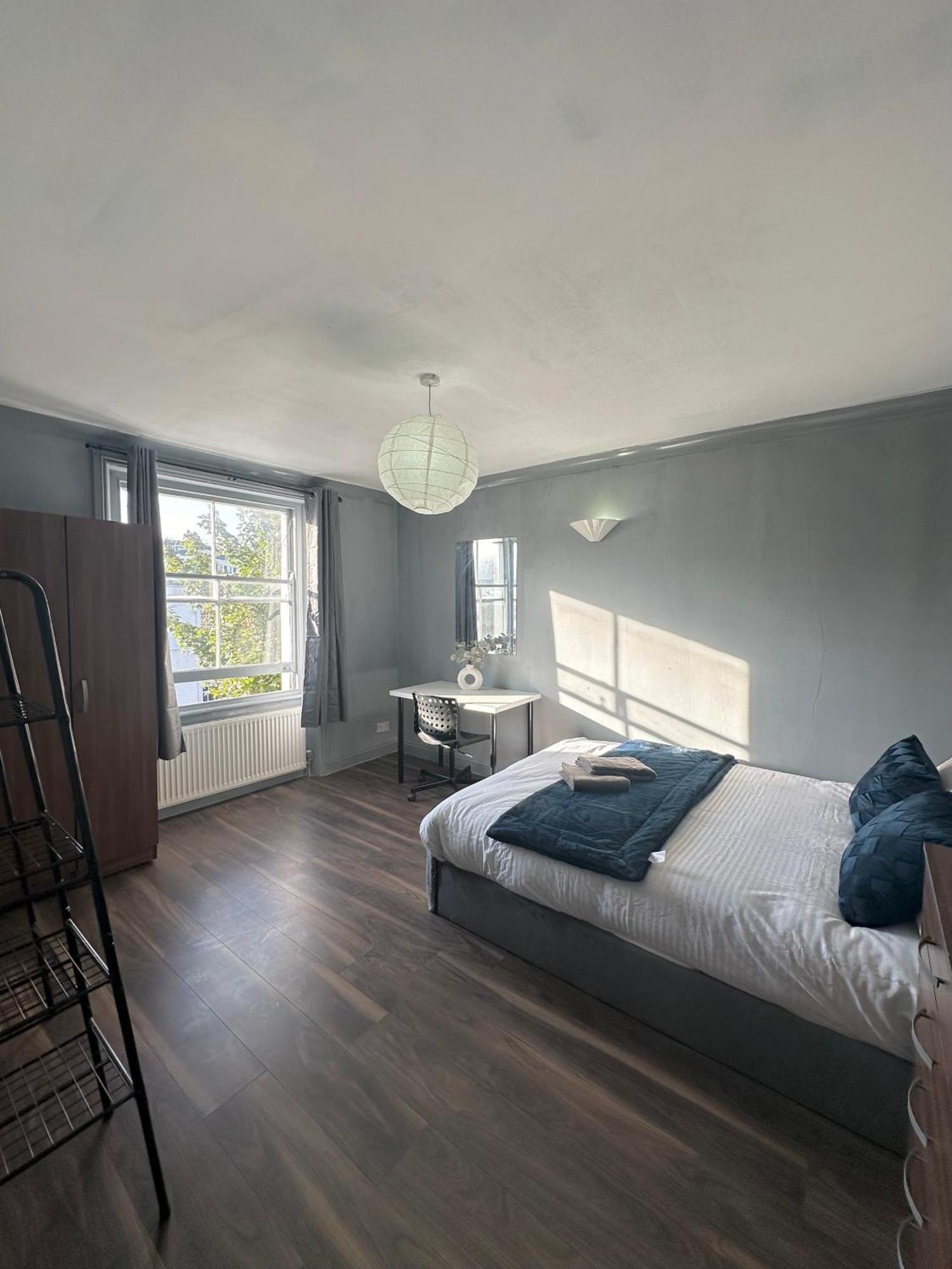 לונדון Luxury Room In A 4 Bedroom Flat! 4 Minutes Walk To Kingscross, St Pancras מראה חיצוני תמונה