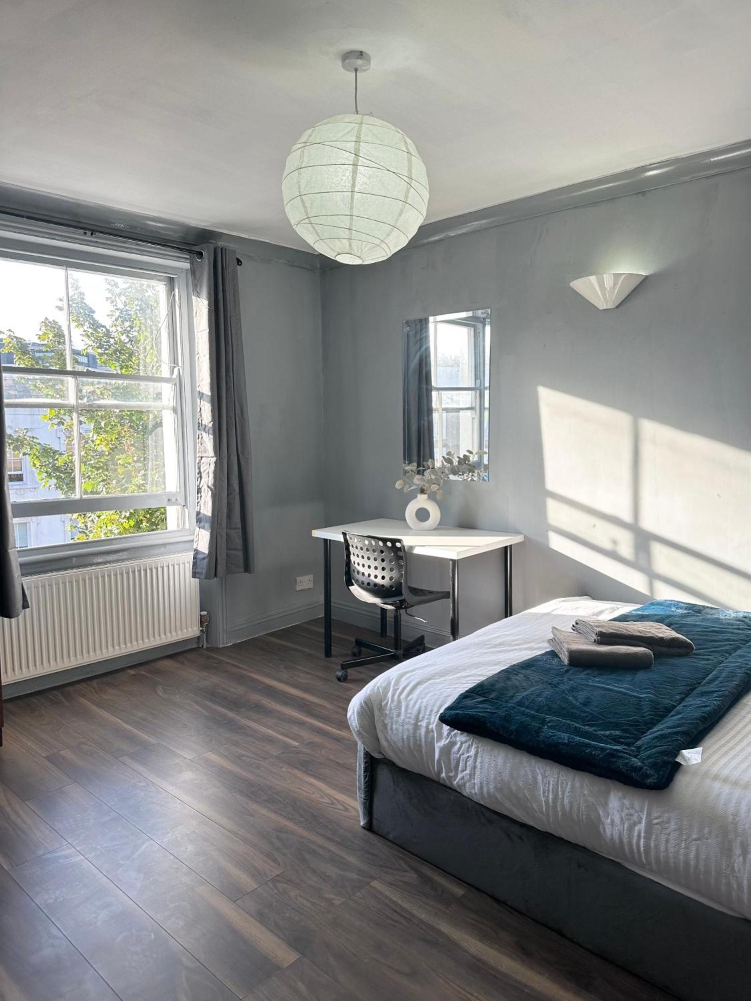 לונדון Luxury Room In A 4 Bedroom Flat! 4 Minutes Walk To Kingscross, St Pancras מראה חיצוני תמונה