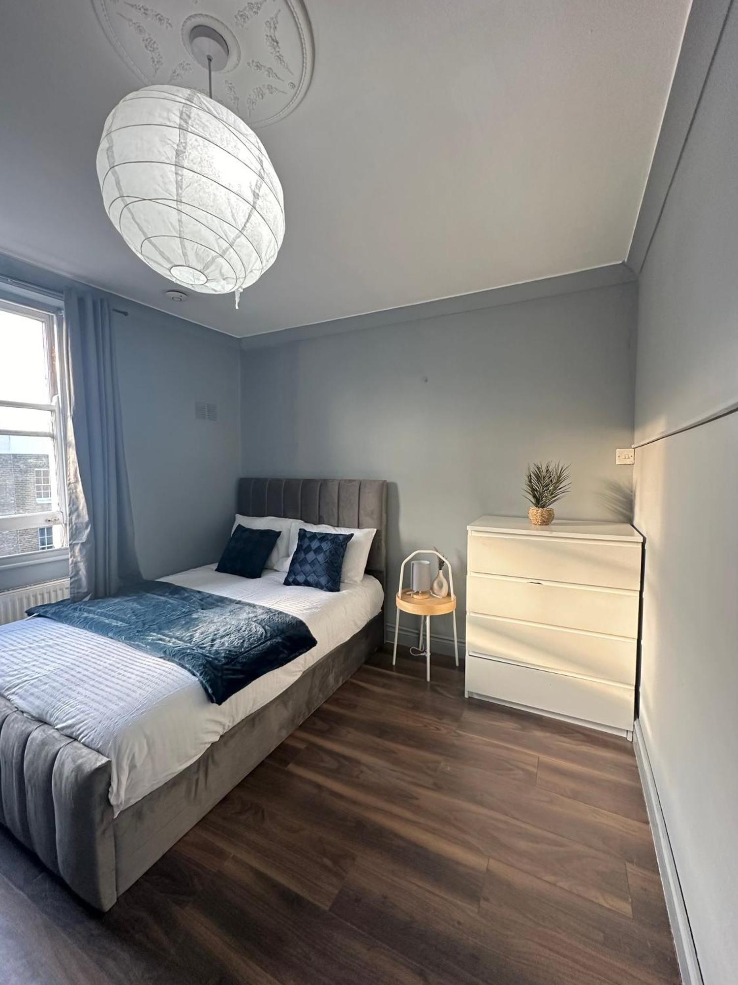 לונדון Luxury Room In A 4 Bedroom Flat! 4 Minutes Walk To Kingscross, St Pancras מראה חיצוני תמונה
